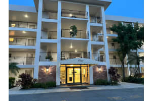 2800 N Palm Aire Drive 401, Pompano Beach, FL 33069 - MLS#R11107005