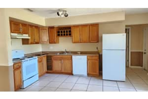 342 NE Surrey Street, Port Saint Lucie, FL 34983 - MLS#R11107020
