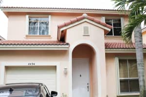 4434 Lake Lucerne Circle, West Palm Beach, FL 33409 - MLS#R11107061