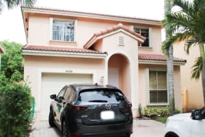 4434 Lake Lucerne Circle, West Palm Beach, FL 33409 - MLS#R11107061