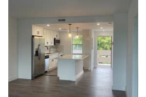 1005 Country Club Drive 403, Margate