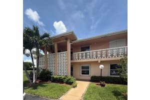 2005 Nw 18th Street 201, Delray Beach
