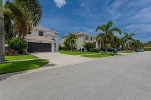 2738 Misty Oaks Circle Royal Circle, Royal Palm Beach, FL 33411 - MLS#R11107126