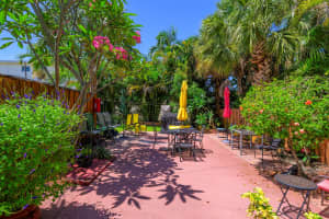 302 Lake Osborne Drive 4, Lake Worth Beach, FL 33461 Sold 01/30/26