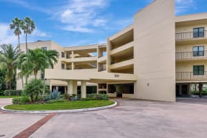 221 NE Plantation Road 406, Stuart, FL 34996 - MLS#R11107157