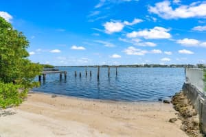211 Sunrise Avenue 4, Lantana, FL 33462 - MLS#R11107202