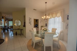 618 SW Lake Charles Circle, Port St Lucie, FL 34986 - MLS#R11107215
