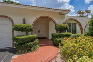 6749 S Grande Drive, Boca Raton, FL 33433 - MLS#R11107225