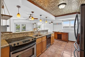 180 SE 20th Avenue 201, Deerfield Beach, FL 33441 - MLS#R11107230