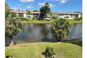 119 Camden F, West Palm Beach