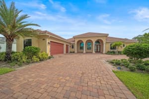 5286 Sw Pomegranate Way Palm City, FL 34990 - Off Market