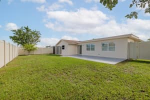 8111 NW 94th Avenue, Tamarac, FL 33321 Sold 08/21/25
