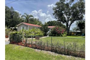 5755 NE 3rd Lane, Okeechobee, FL 34974 Sold 08/29/25