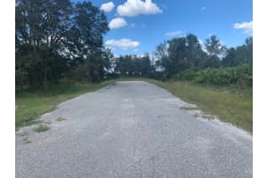 3935 SE 27th Way, Okeechobee, FL 34974 - MLS#R11107298