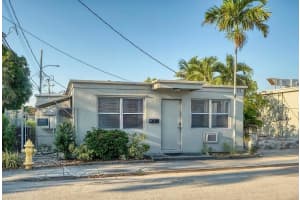 813 9th Avenue N 1, Lake Worth Beach, FL 33460 - MLS#R11107335