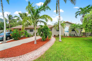 6679 Rigger Road, Lantana, FL 33462 Sold 08/29/25