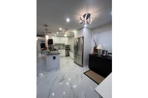 253 Burgundy F, Delray Beach, FL 33484 - MLS#R11107501