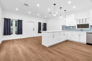 313 S E Street, Lake Worth Beach, FL 33460 Sold 08/18/25