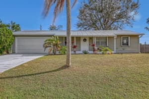 1925 SW Idaho Lane, Port Saint Lucie, FL 34984 - MLS#R11107544