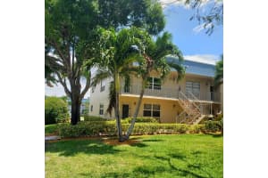 912 Flanders S, Delray Beach, FL 33484 - MLS#R11107555