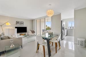 353 S Us Highway 1 F303 F303, Jupiter, FL 33477 - MLS#R11107623