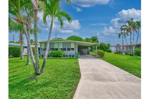 7408 SE Swan Avenue, Hobe Sound, FL 33455 Sold 09/15/25