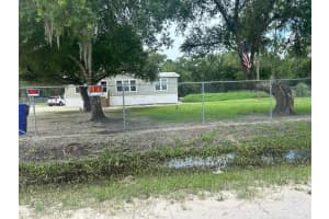 130 Ave Del Centro, Clewiston