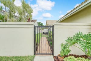 1740 NW 21st Court, Delray Beach, FL 33445 - MLS#R11107678