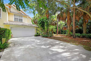 1184 Pinewood Lake Court, Greenacres, FL 33415 Sold 09/12/25