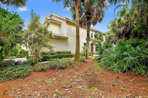 1184 Pinewood Lake Court, Greenacres, FL 33415 Sold 09/12/25