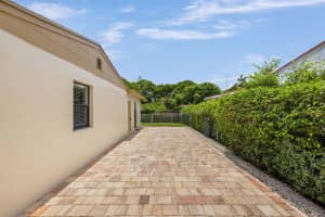 3015 Robert Road, West Palm Beach, FL 33405 - MLS#R11107743