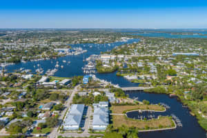 4695 Se Manatee Way, Stuart