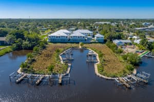 4695 SE Manatee Way, Stuart, FL 34997 - MLS#R11107772