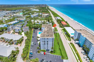 911 Ocean Drive 704, Juno Beach, FL 33408 - MLS#R11107790