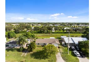 372 SE Oakridge Drive, Port St Lucie, FL 34984 - MLS#R11107818