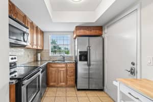 410 Wilma Circle 203, Riviera Beach