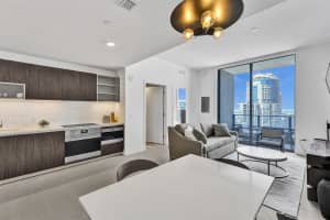159 Ne 6th Street 4813, Miami