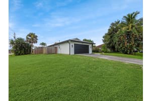 2501 SW Beverly Street, Port St Lucie, FL 34987 - MLS#R11107845