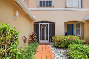 12447 Crystal Pointe Drive 101, Boynton Beach