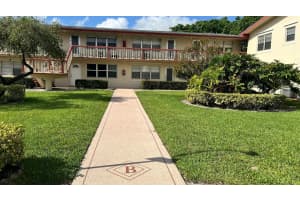 42 Sussex B, West Palm Beach