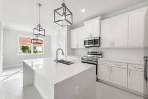 324 SW Columbus Drive, Port Saint Lucie, FL 34953 - MLS#R11107884