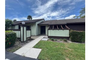 446 Knollwood Court, Royal Palm Beach
