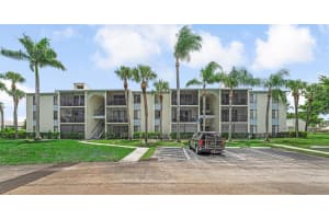 1112 Green Pine Boulevard, West Palm Beach, FL 33409 - MLS#R11107957