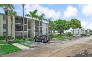 1112 Green Pine Boulevard, West Palm Beach, FL 33409 - MLS#R11107957