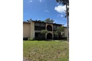 422 Pine Glen Lane A-1, Greenacres, Fl 33463, Greenacres