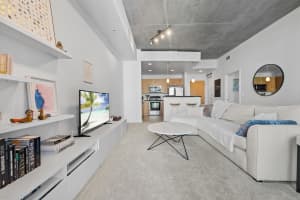 300 S Autralian Avenue 1021, West Palm Beach, FL 33401 - MLS#R11108017
