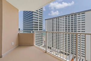 1980 S Ocean Drive 15g, Hallandale Beach, FL 33009 Sold 09/08/25
