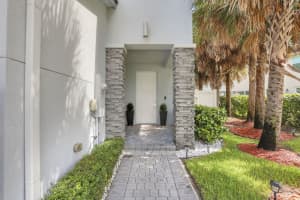 1041 Rio Court, Deerfield Beach, FL 33064 Sold 10/23/25