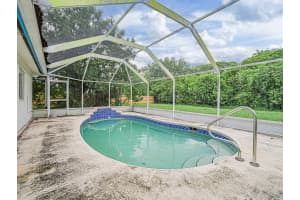 2185 32nd Avenue, Vero Beach, FL 32960 - MLS#R11108099