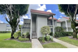 5540 Fairway Park Drive 201, Boynton Beach, FL 33437 Sold 12/29/25